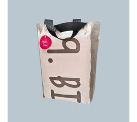 Tasche Hüntu in den Farben schwarz/weiss - Ansicht Front